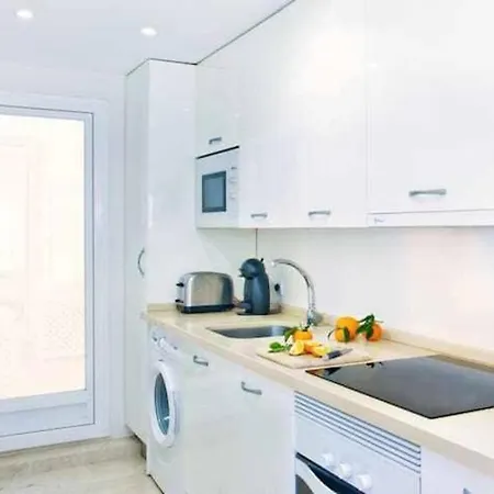 Apartamento Best Location In Marbella. Beachfront!!
